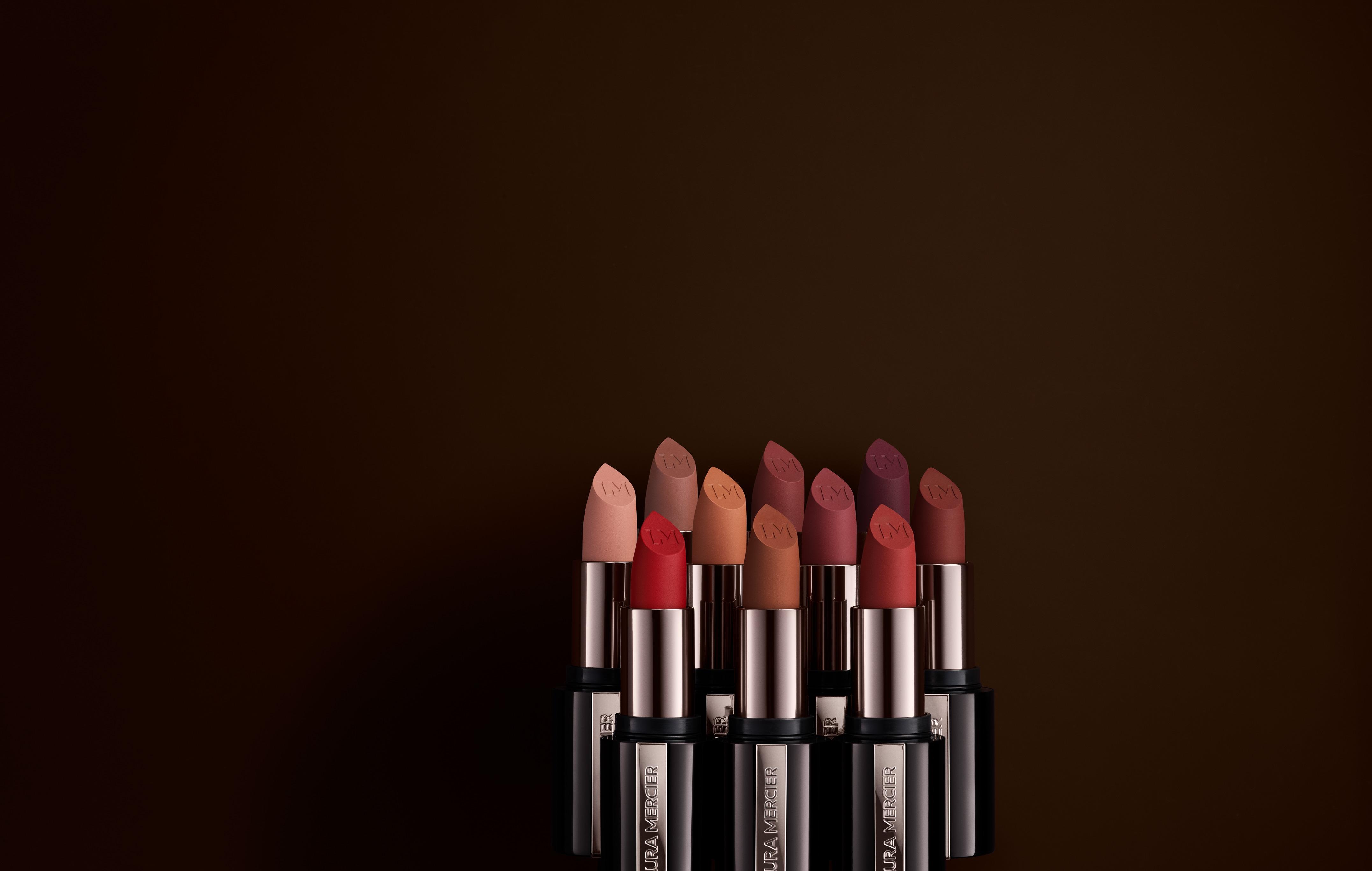 Laura Mercier幻魅柔霧鎖水唇膏 $350 /12款色調、$225(補充裝)