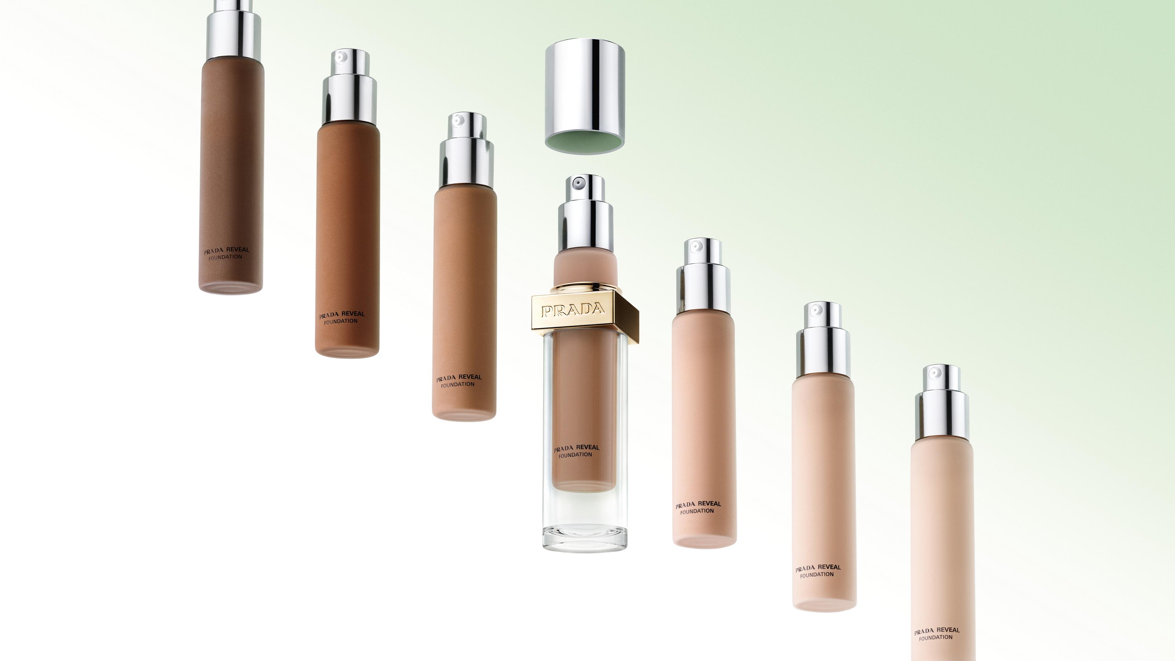 Reveal 原光新肌粉底液 SPF17/PA+++ $610 / 30ml,補充裝$490 / 30ml