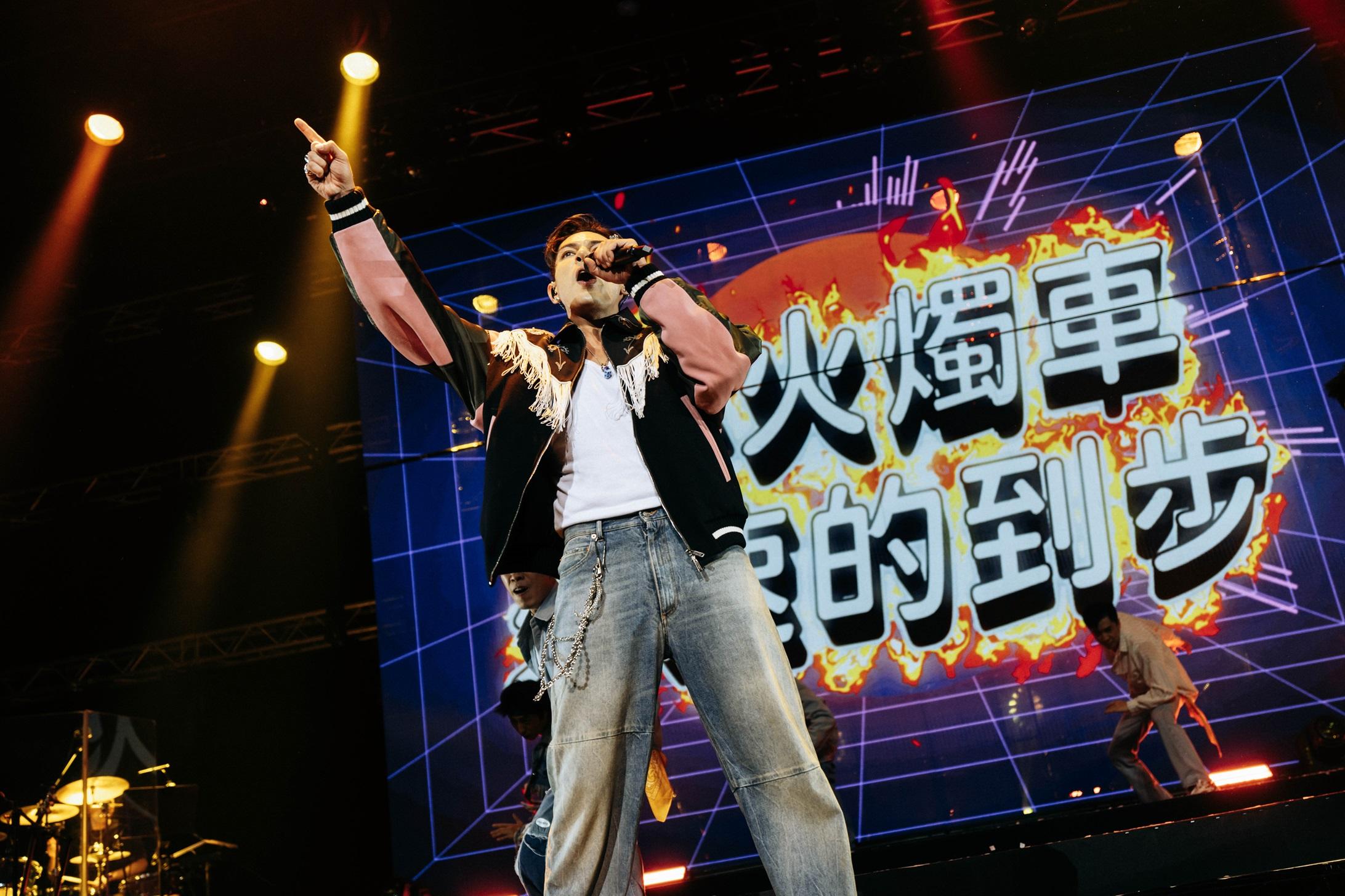 古淖文唱偶像梅艷芳歌曲。