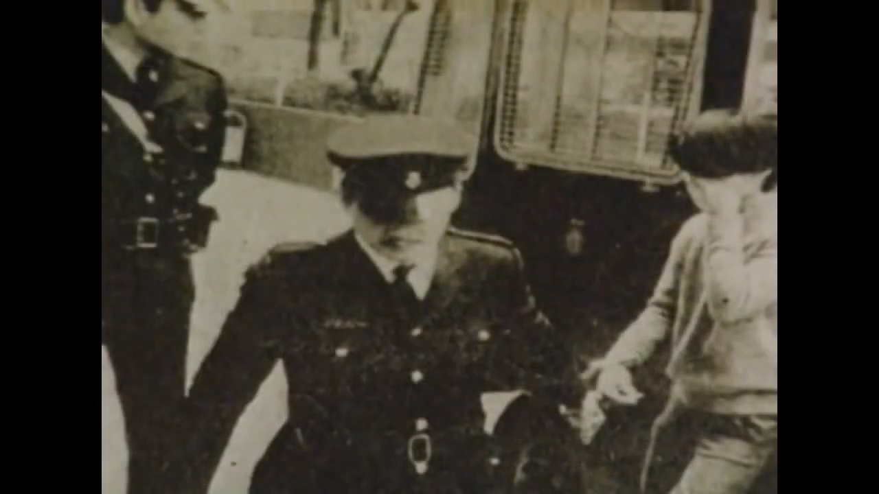 林過雲每次上庭都會用手掩面。