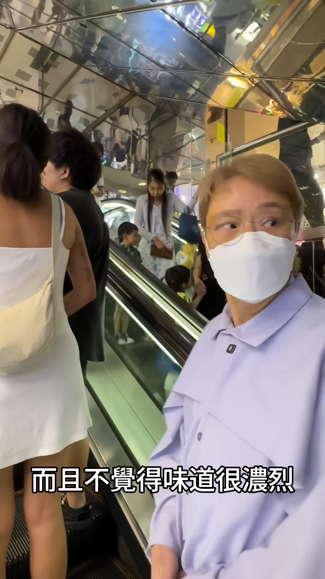 陳志雲直踩葵廣「試臭」,更同螺螄粉店員做訪問!