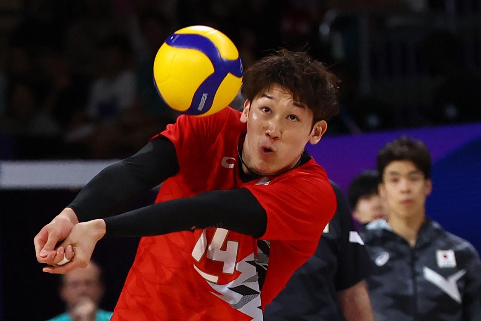 日本男排在大好形勢下反敗予意大利。