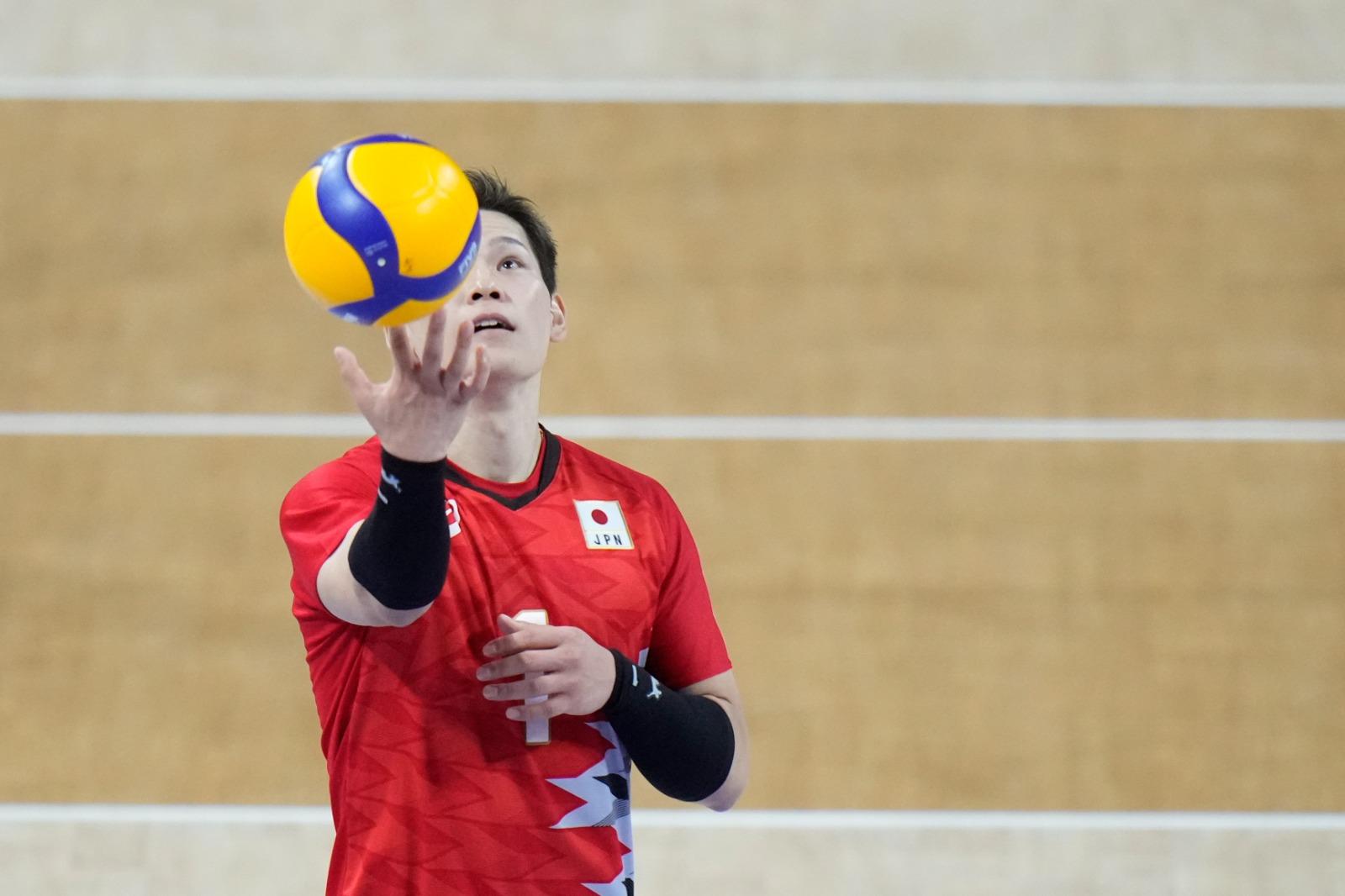 日本男排在大好形勢下反敗予意大利。