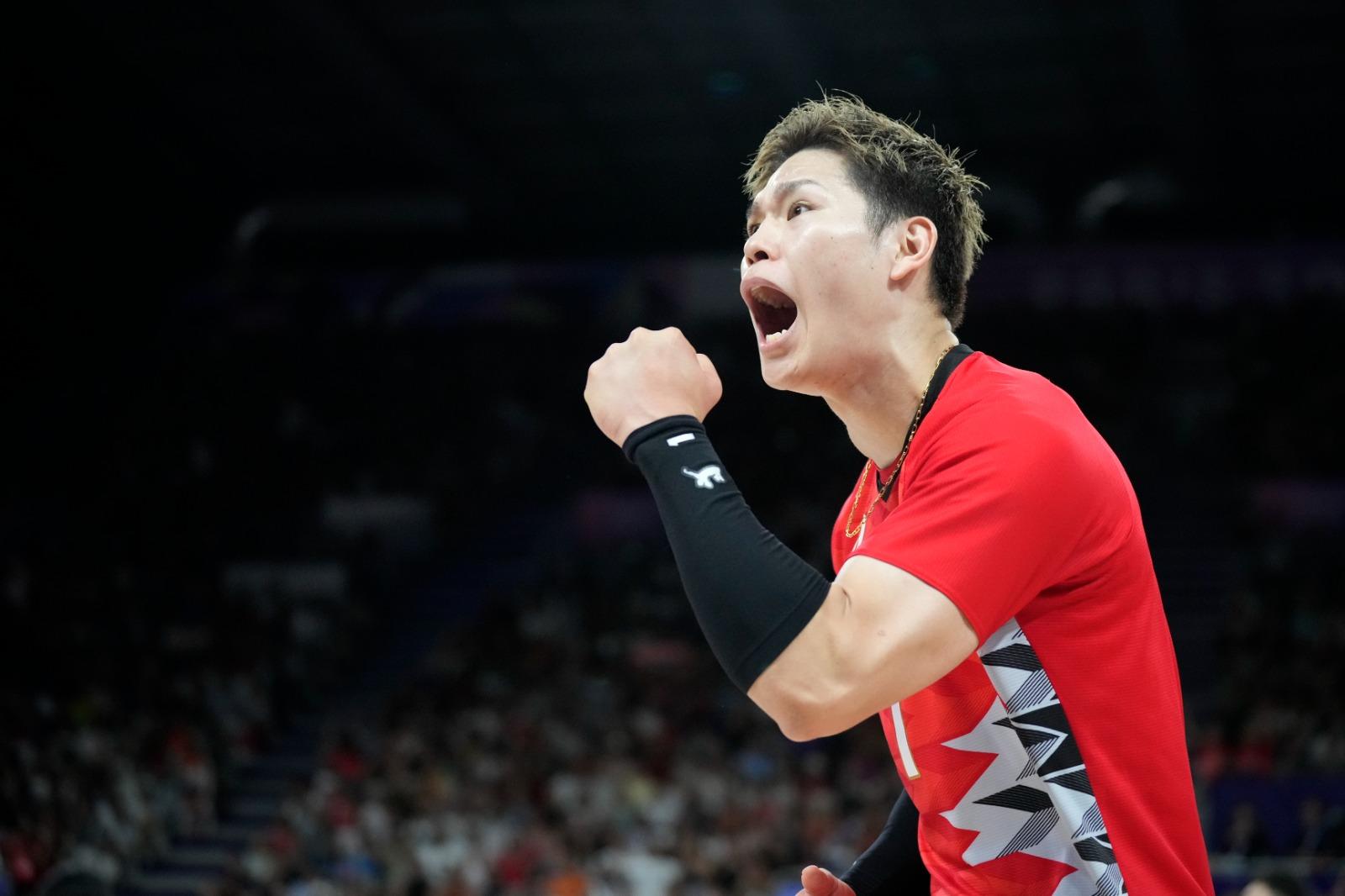 日本男排在大好形勢下反敗予意大利。