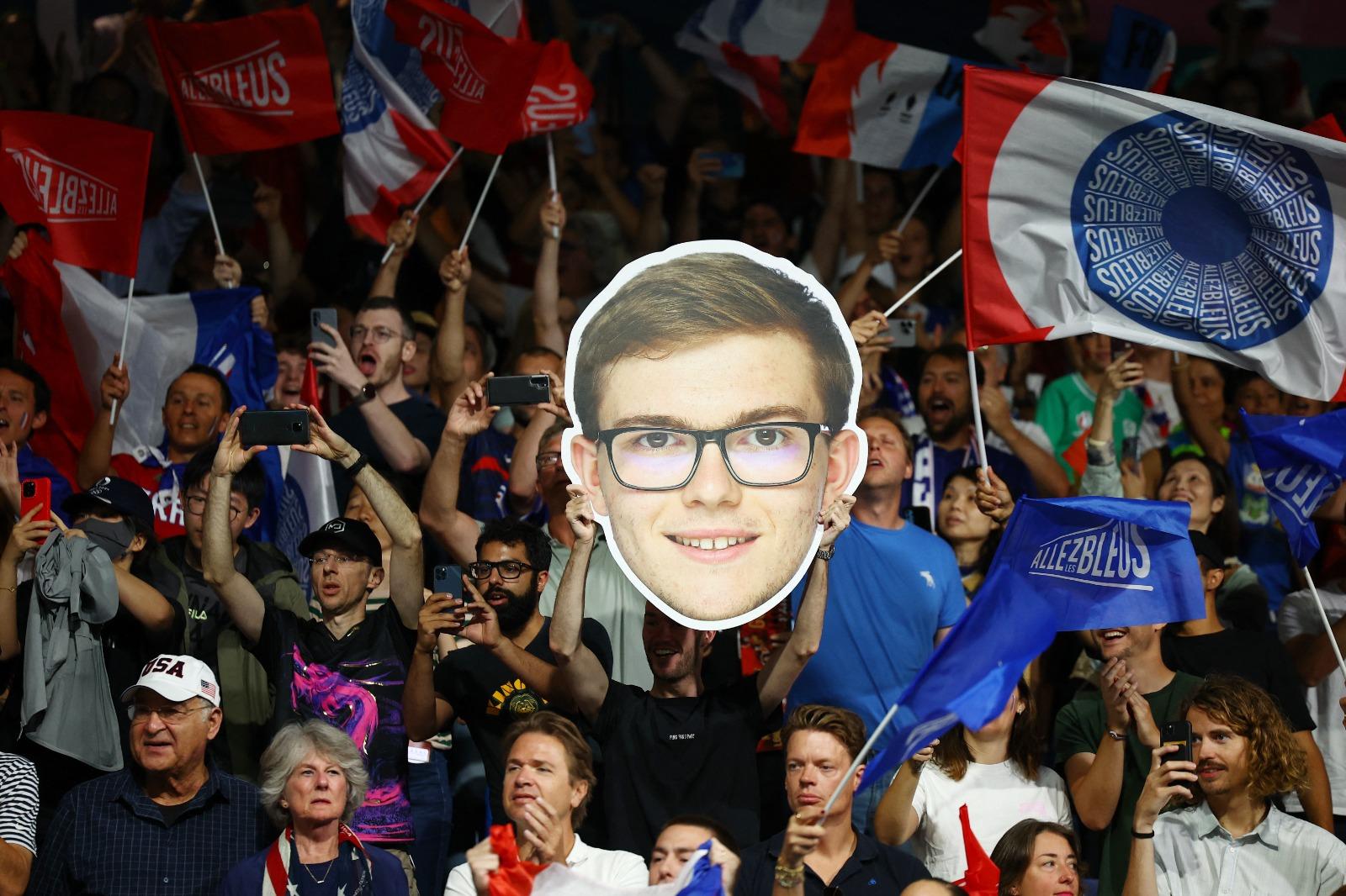 中國擊敗法國後,將與瑞典爭金。