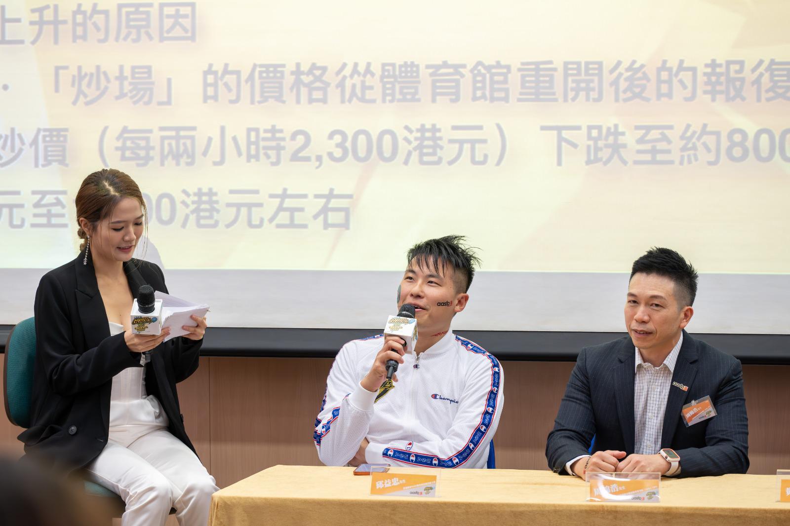 邱益忠(中)估計部分康文署健身室使用者將回流私人市場(資料圖片)