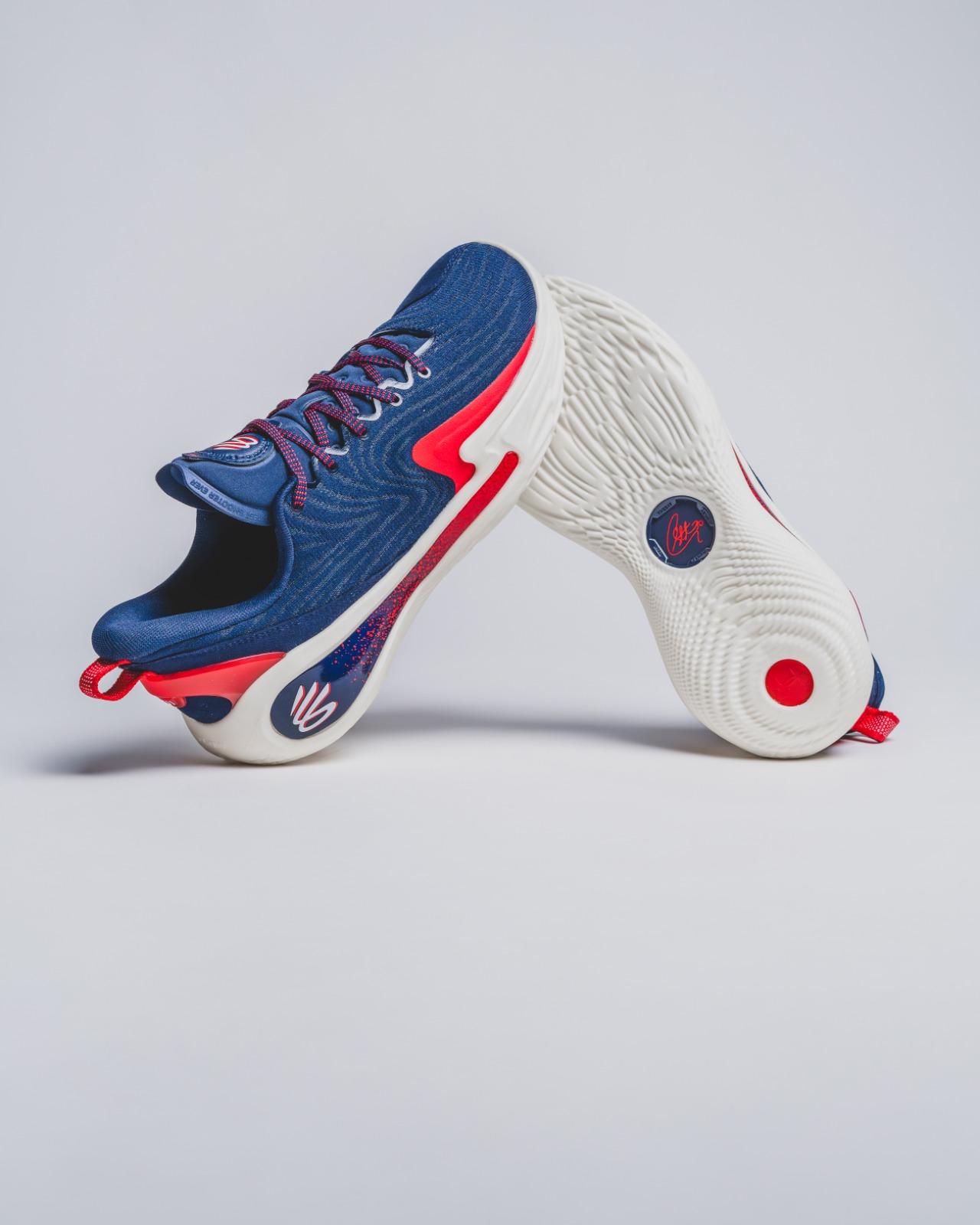 籃球鞋推薦|居里奧運金牌戰靴Curry 12立於中底加入橫向 TPU 板。