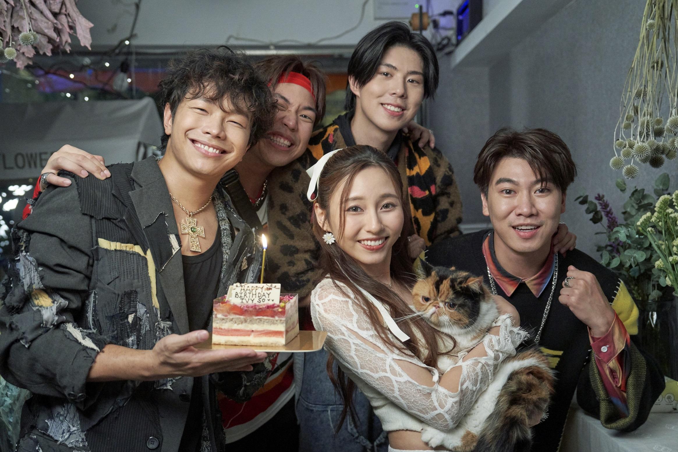 FINALLY新歌《樓下的貓》獲Ivy So任女主角,乘機自肥。