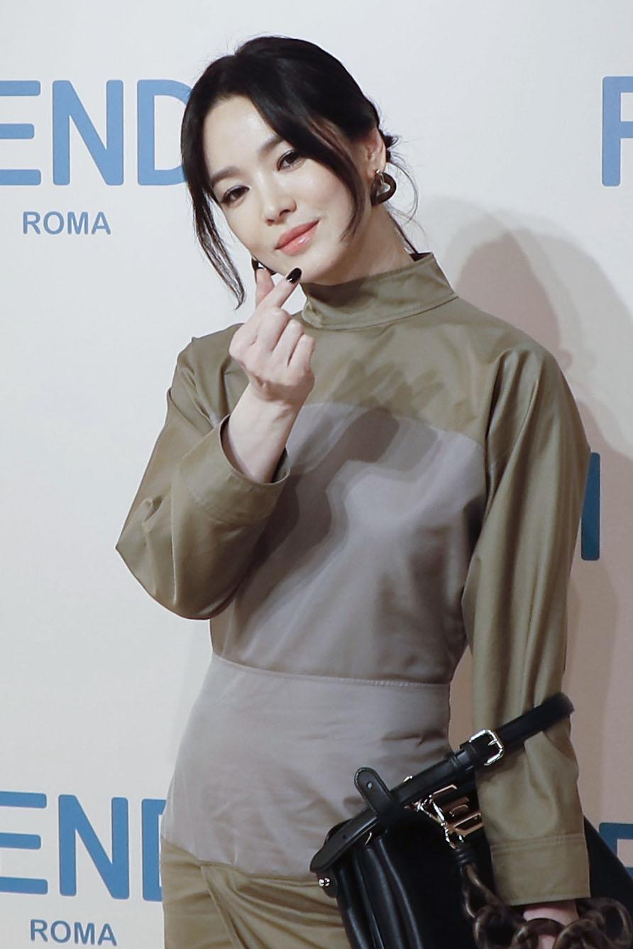 宋慧喬快閃現身品牌活動。(娛樂組攝)