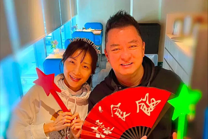 渣哥茶餐廳將於多倫多重開 網民一幅相睇出新鋪位置 譚小環渣哥異地再出發