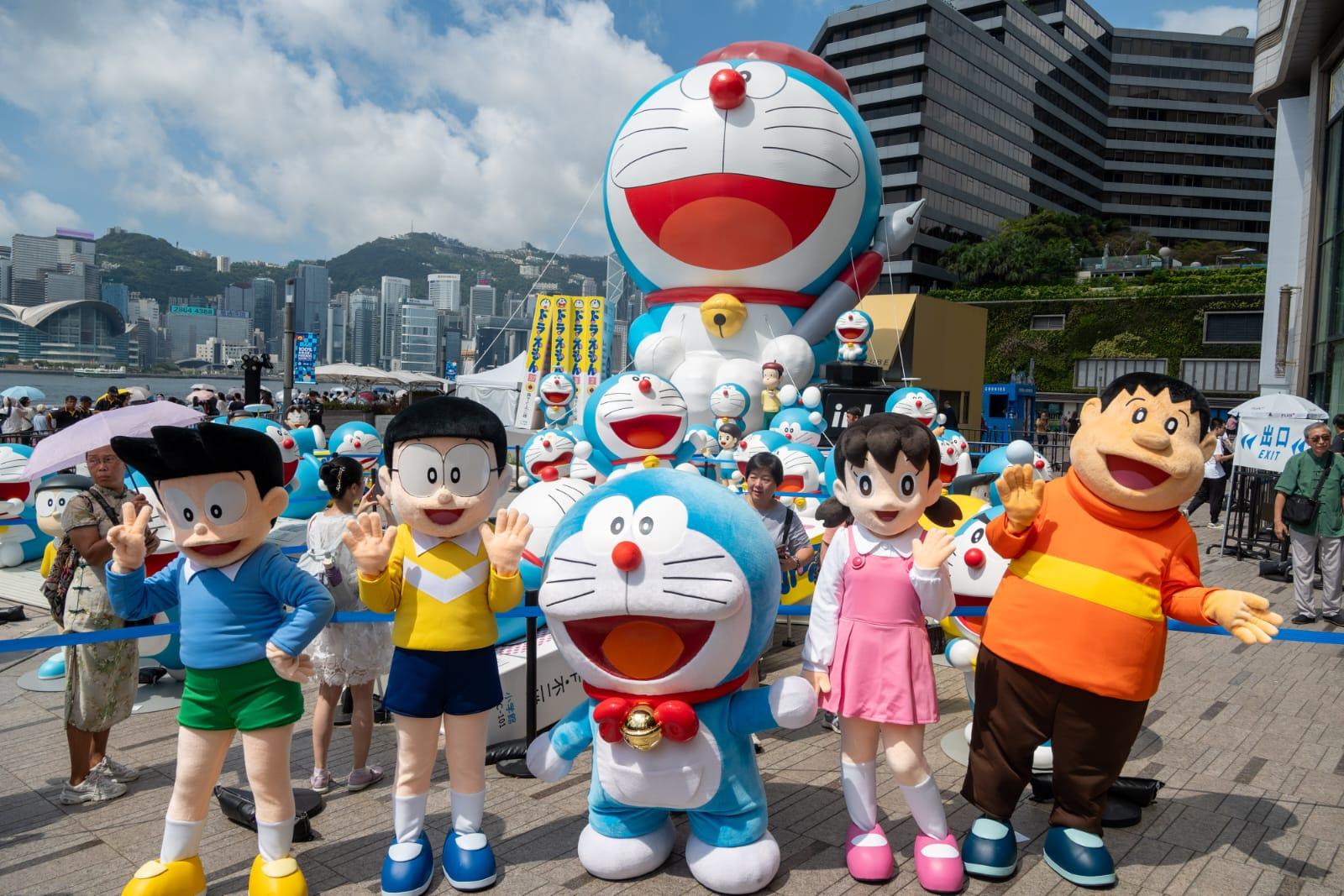 「100%多啦A夢 & FRIENDS」香港巡迴特展免費區最後一天開放。(陳奕釗攝)