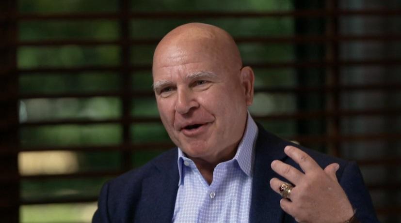 麥克馬斯特早前接受CBS專訪。(互聯網)