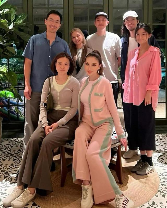 kayan9896於5月中現身男友的家庭活動,當時薛芷倫仍行得走得。