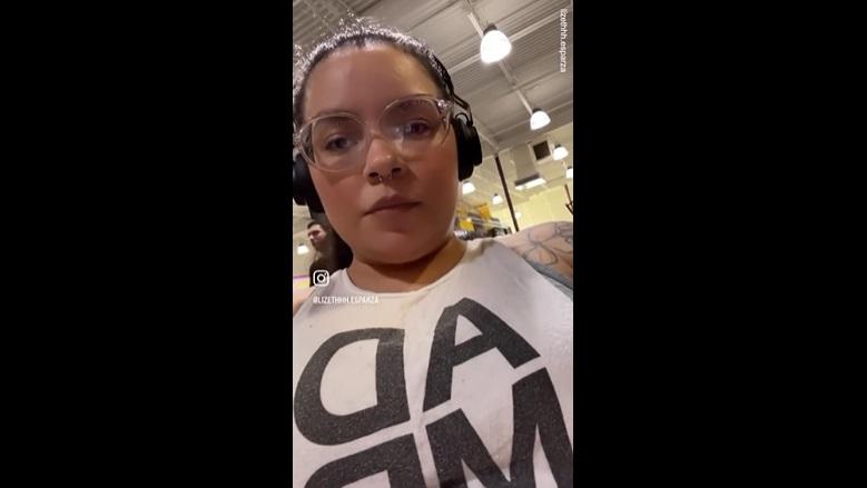 埃斯帕薩健身時自拍短片。(互聯網)