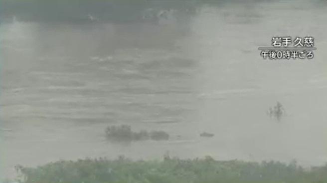 岩手縣久慈市河水暴漲。(互聯網)