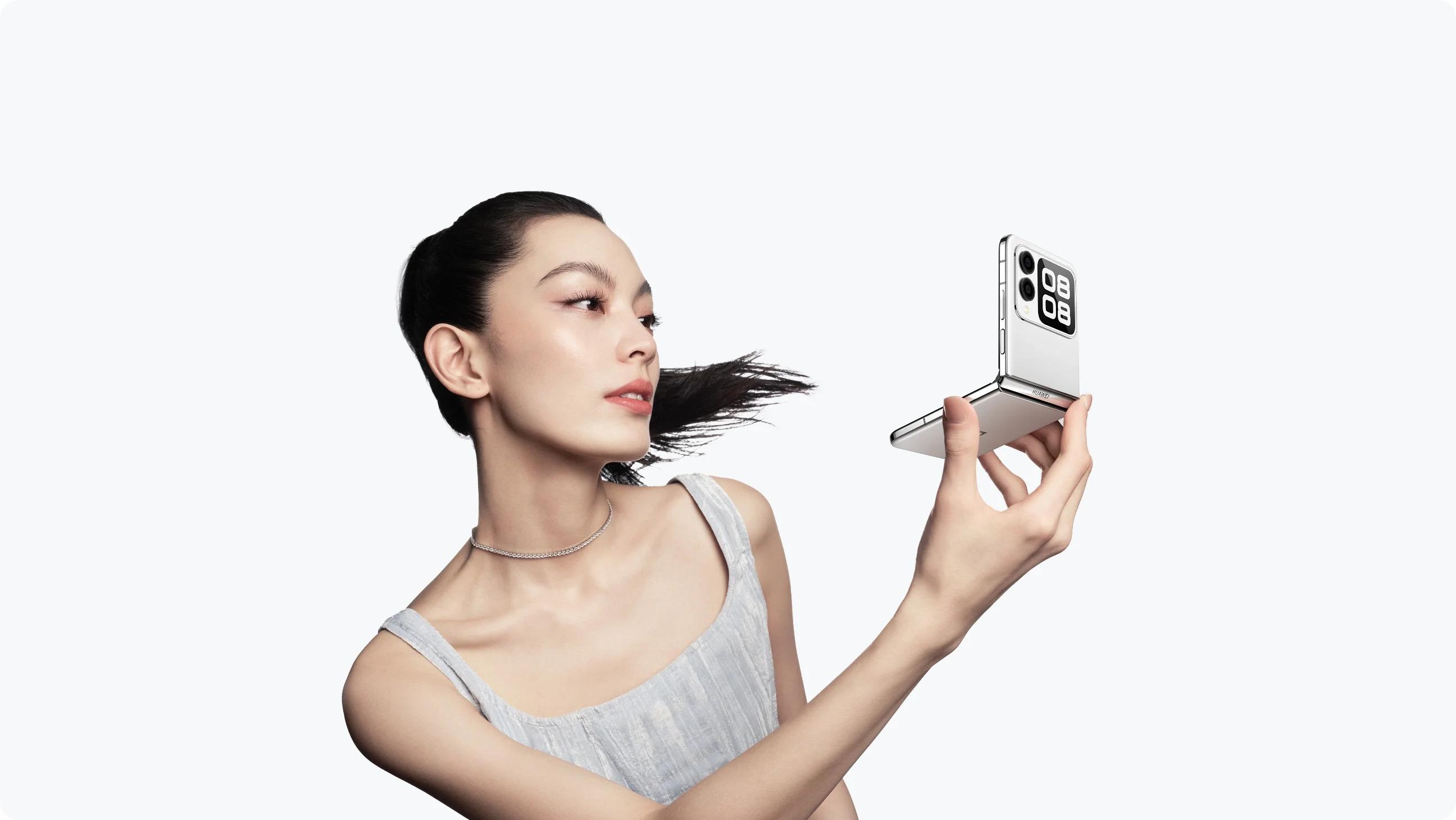 HUAWEI nova Flip為nova系列首部摺機,以年輕大眾化定位。