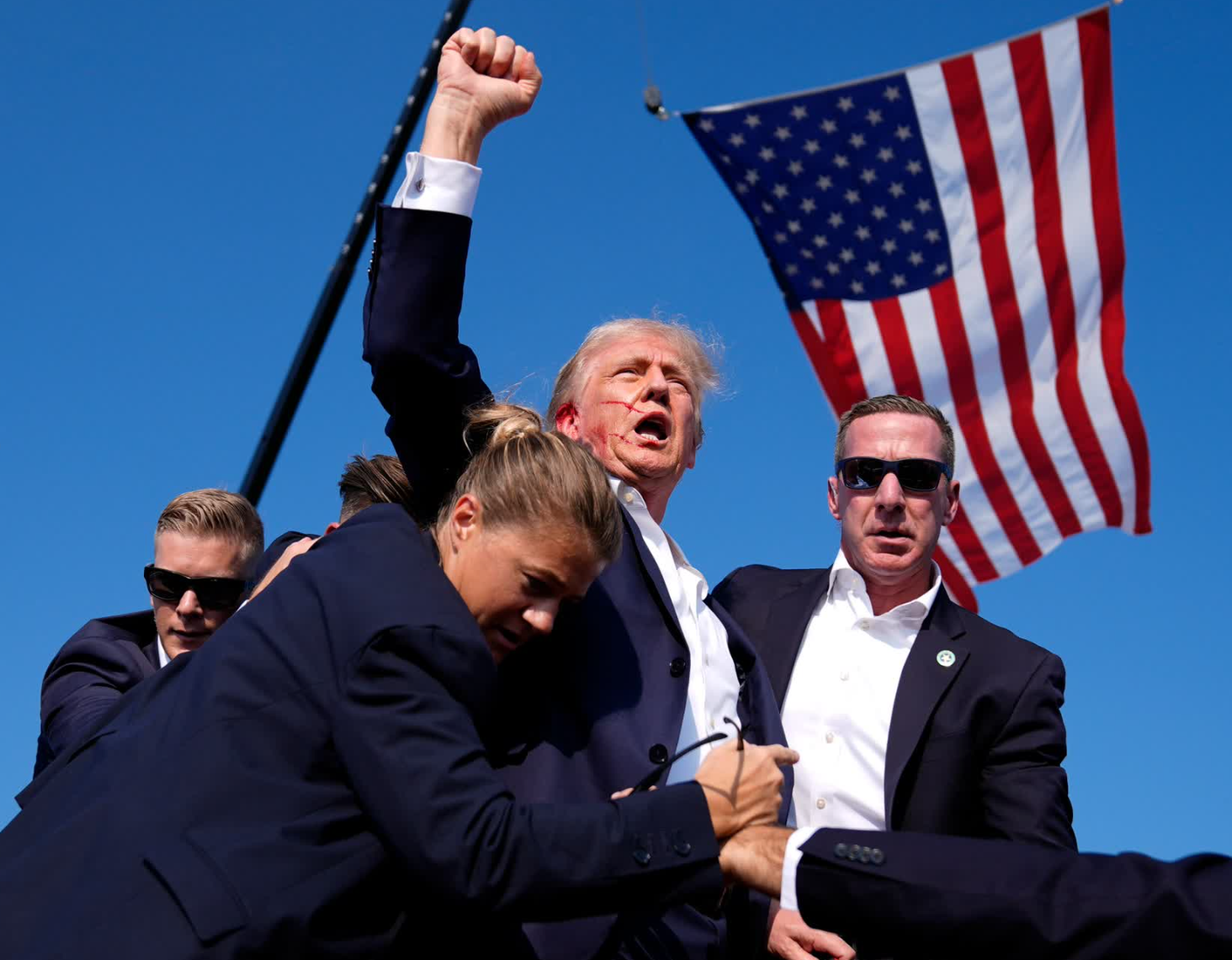 特朗普遭企圖暗殺的槍擊遇刺案,聯邦調查局公布最新調查,指槍手克魯克斯原先沒有特定行刺目標,經過多月蒐集資料後才選定特朗普,犯案動機仍然未明