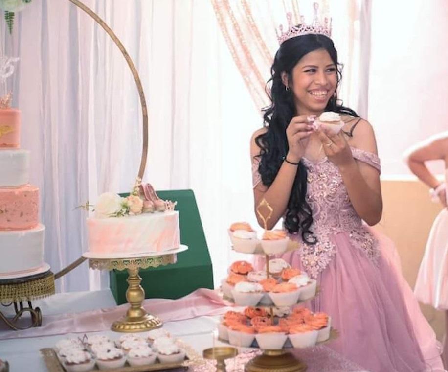 今年3月,阿托拉在生日派對上扮成公主。(互聯網)