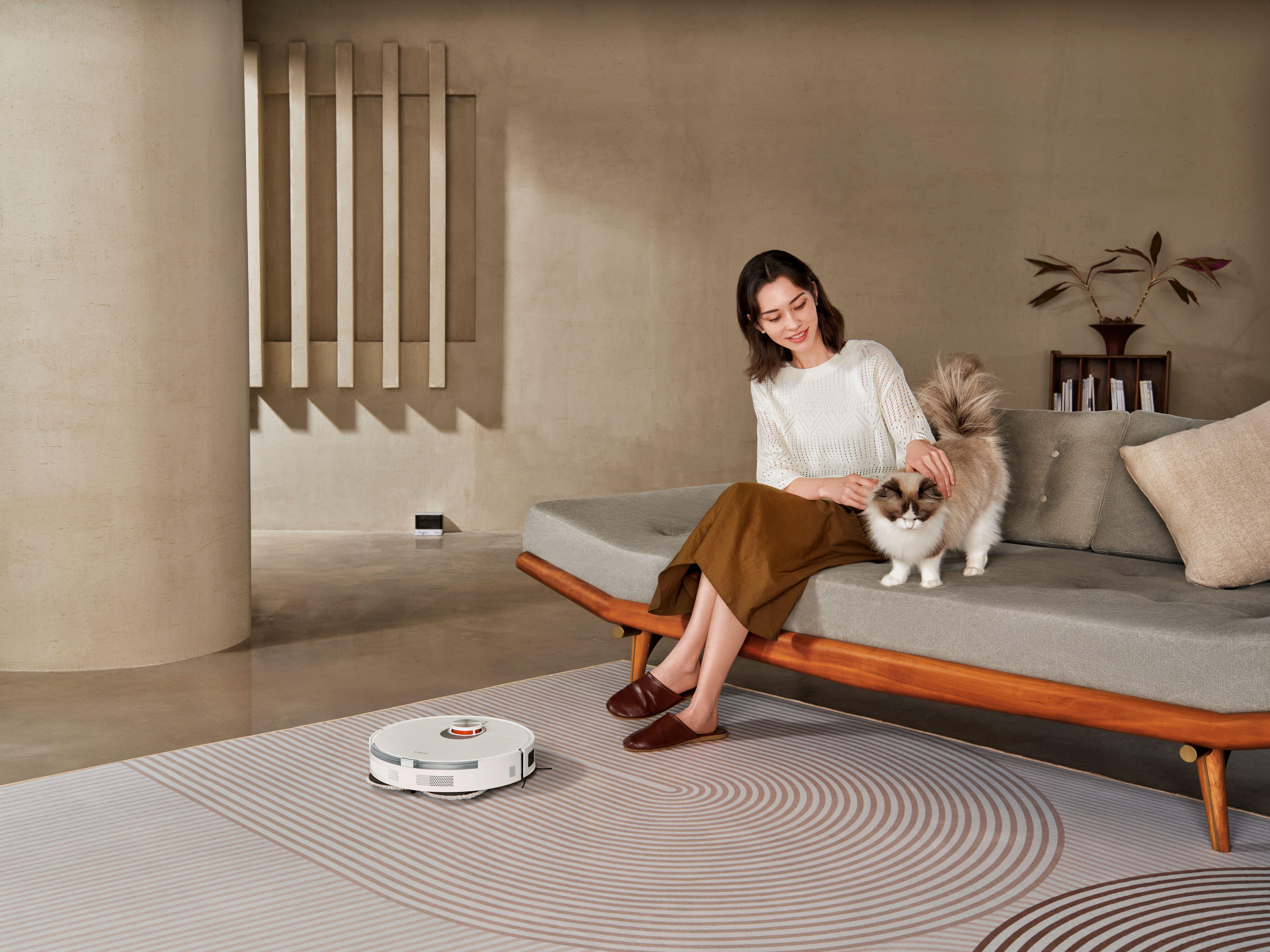 全新Xiaomi掃地機器人S20+建議零售價$1699。