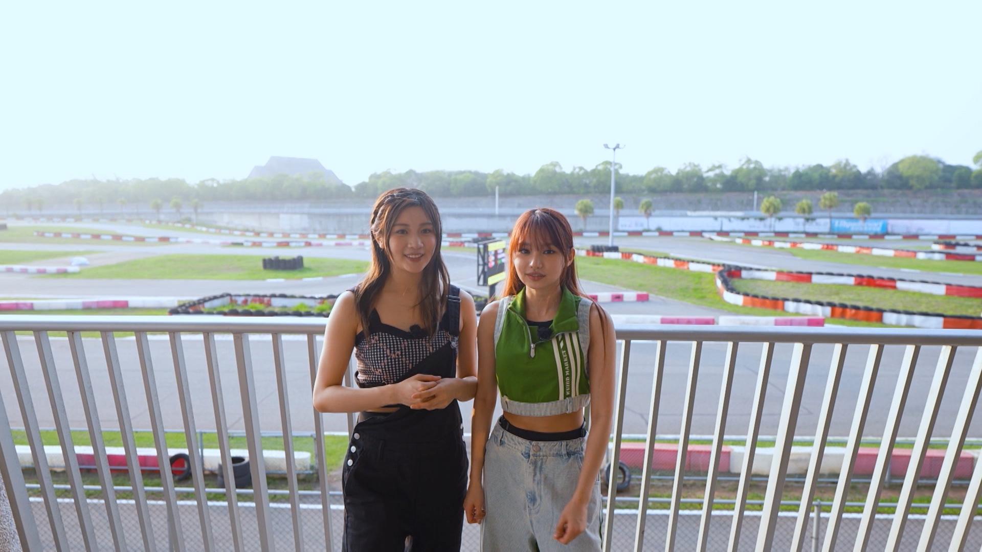 Day和Candy來到一個標準卡丁車賽車場作比試。