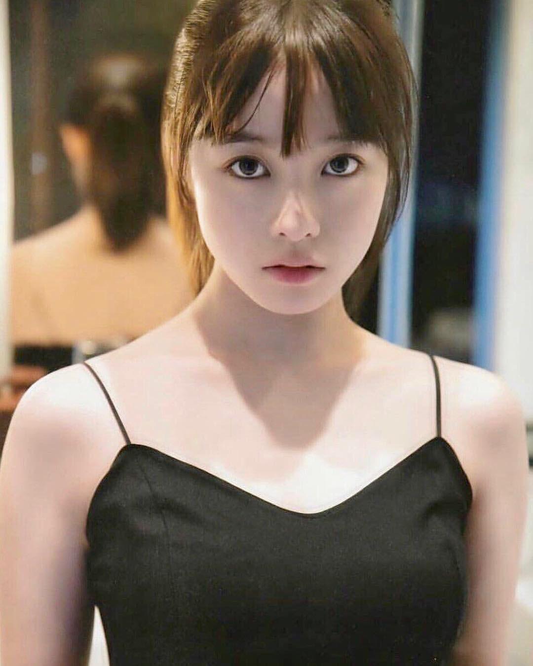 橋本環奈工作一個接一個,盡顯其人氣。