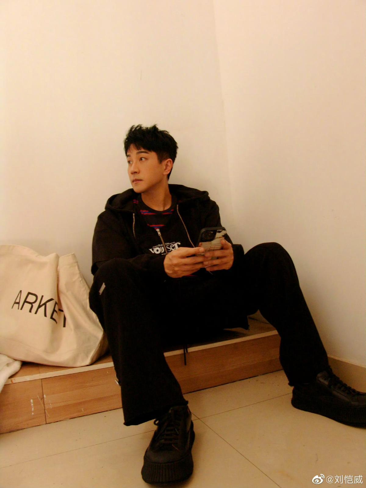 劉愷威近年大部份時間留在香港陪伴10歲女兒「小糯米」劉苡馨。