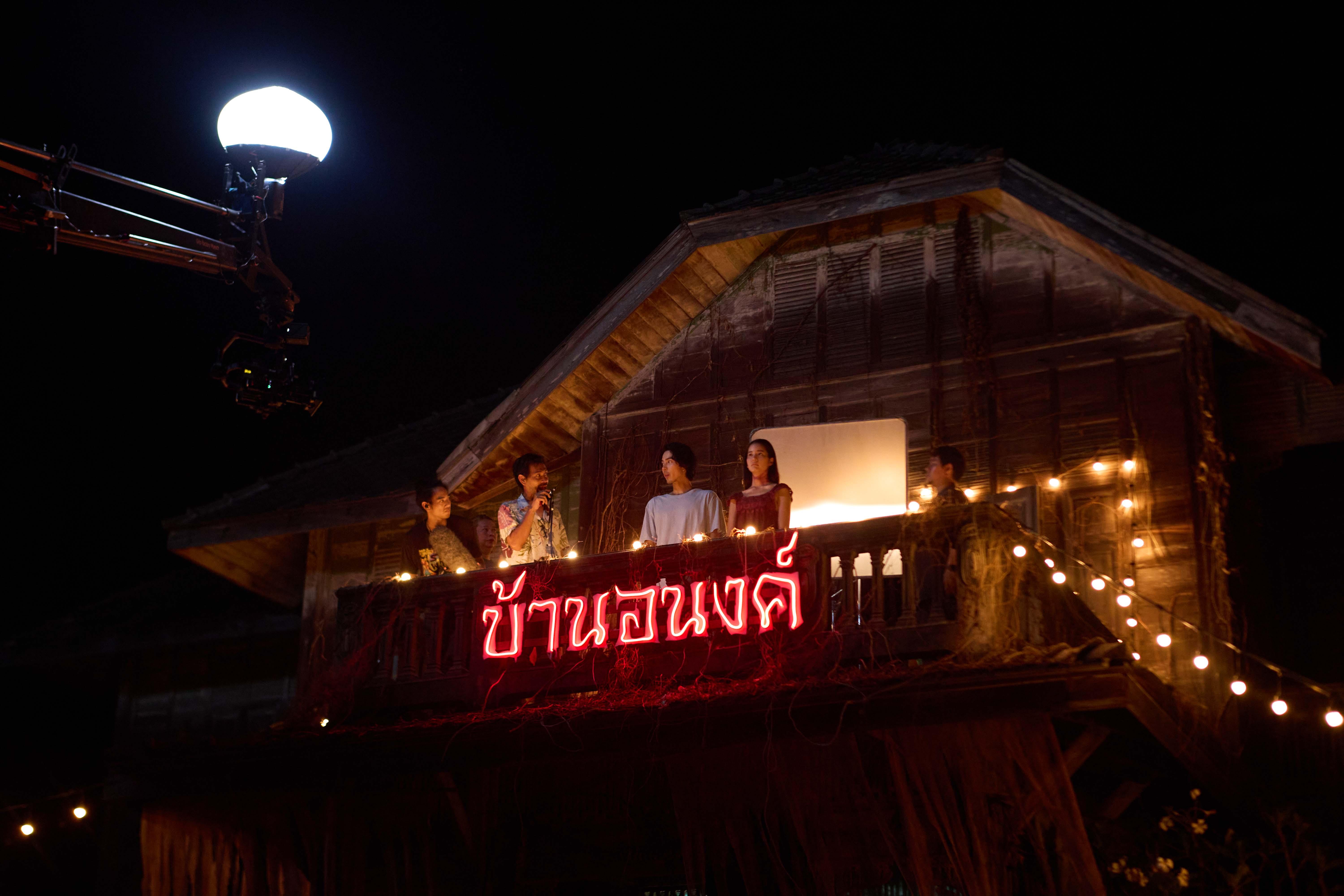 《撞鬼遇到愛》結合愛情、喜劇及鬼屋題材於一身。