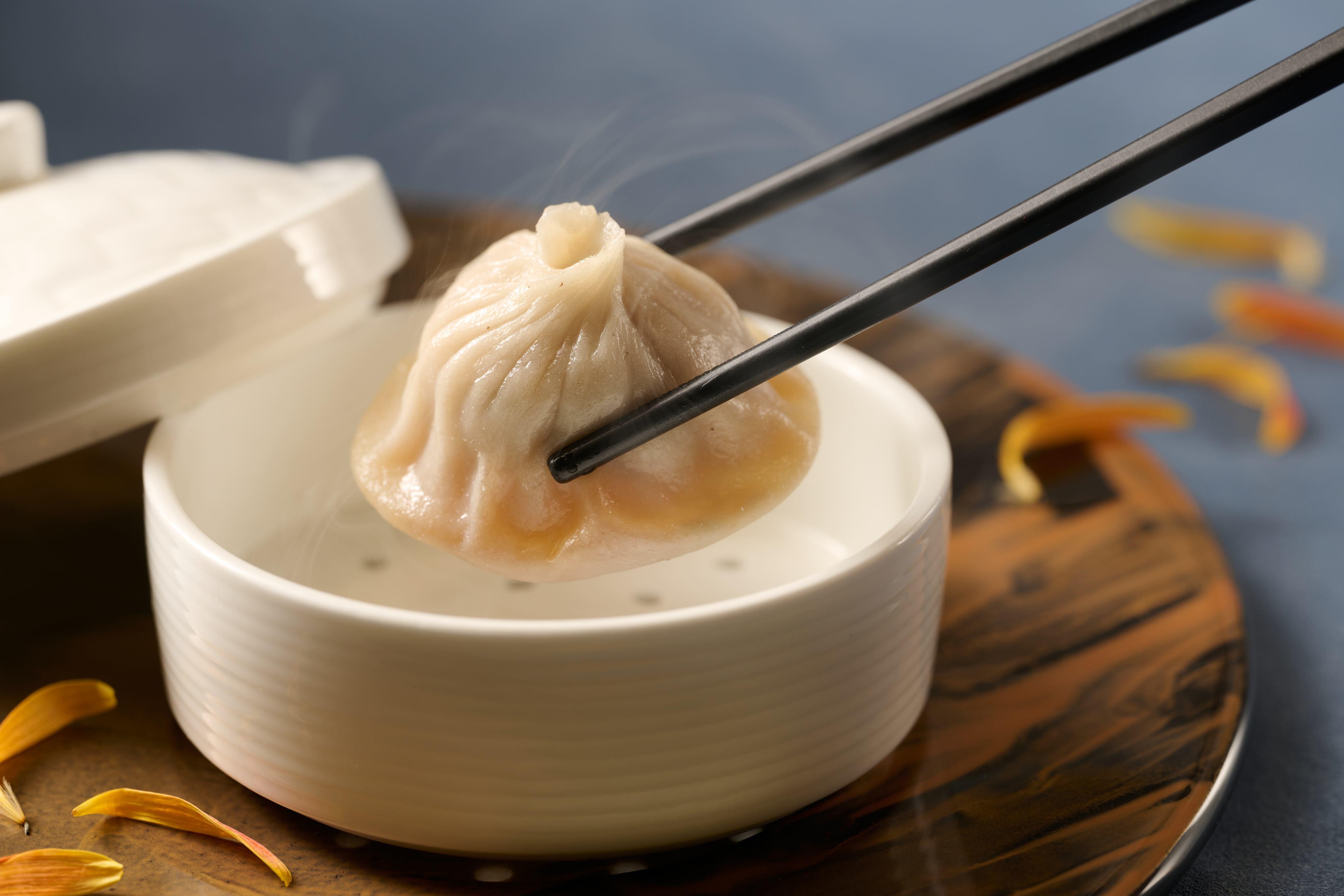 明閣(香港康得思酒店)蟹粉小籠包