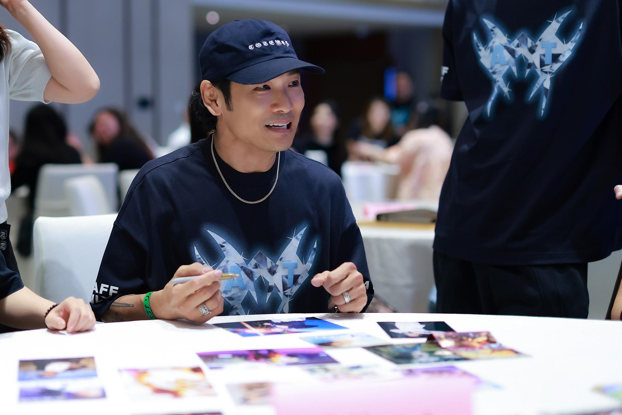 杜德偉到上海出席粉絲聚會。