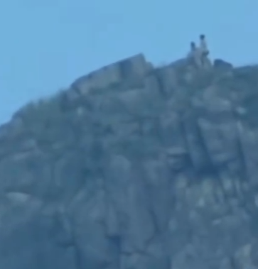 網上熱話|超強手機直擊獅子山「活春宮」