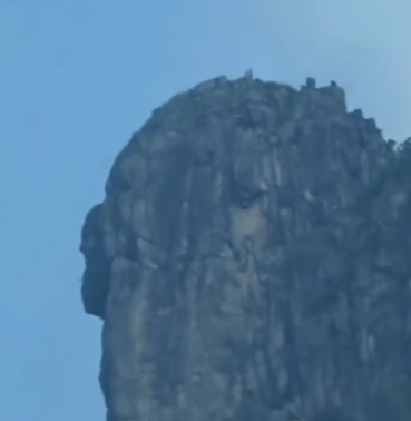 網上熱話|超強手機直擊獅子山「活春宮」