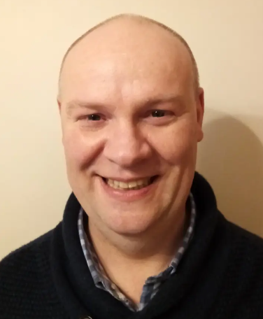 有「尼斯湖水怪獵人」之稱的專家O’Faodhagain。(互聯網)