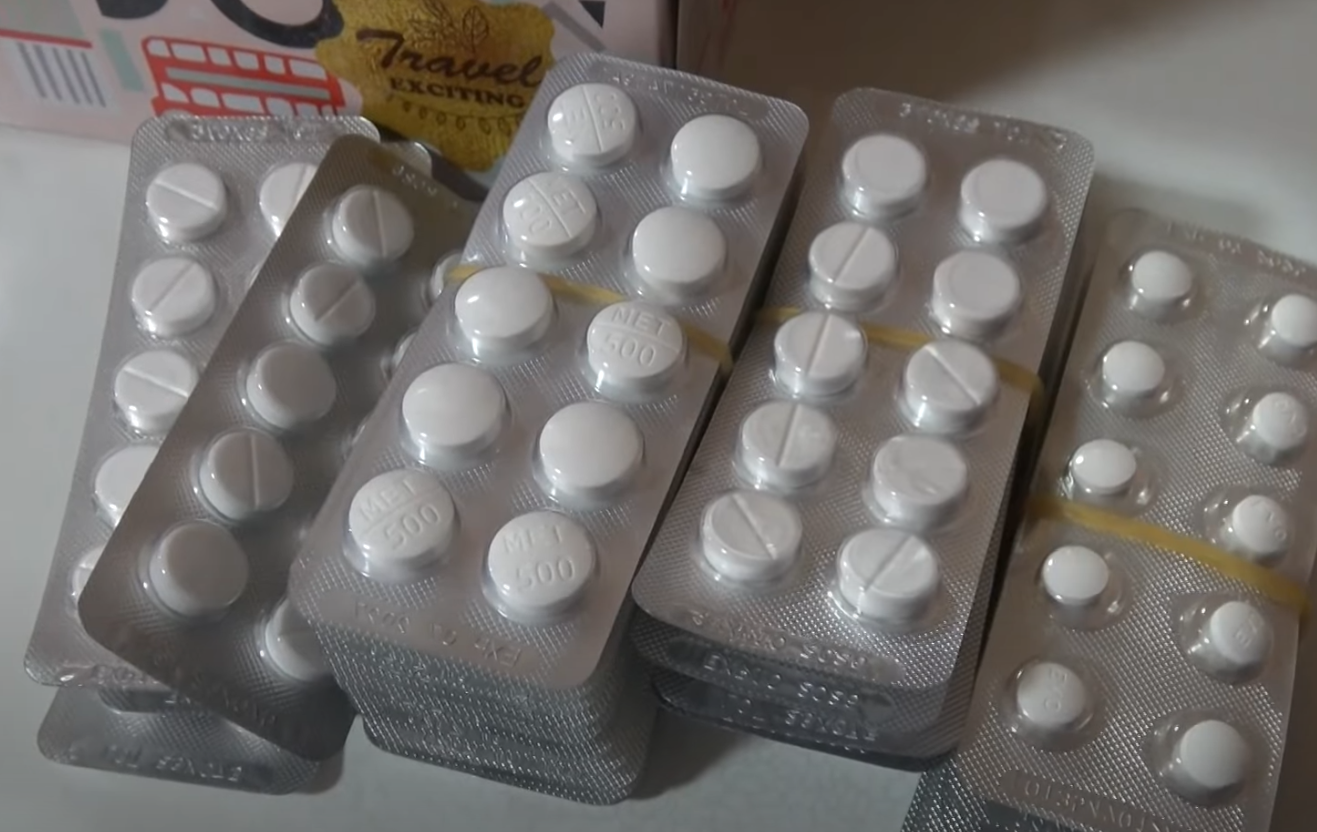 因為她患有糖尿病,除了需長期服用藥物之外,劉太指當地開始轉冷,最缺乏的是衣服。故此,攝製組亦代劉生帶藥品及衣服予劉太。《東張西望》截圖