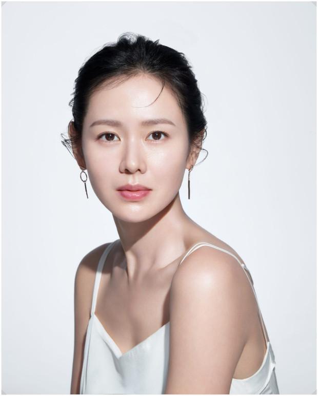 孫藝珍暫時照顧小朋友為主,還未有她復工的消息。