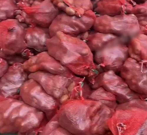 網民:有就行了,我們也是啥都沒有。(微博)