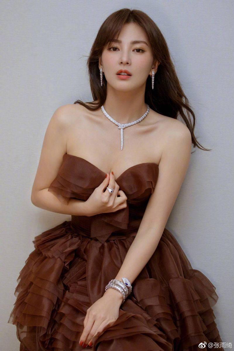 張雨綺日前在節目《脫口秀和Ta的朋友們》分享朋友遭渣男劈腿的故事。