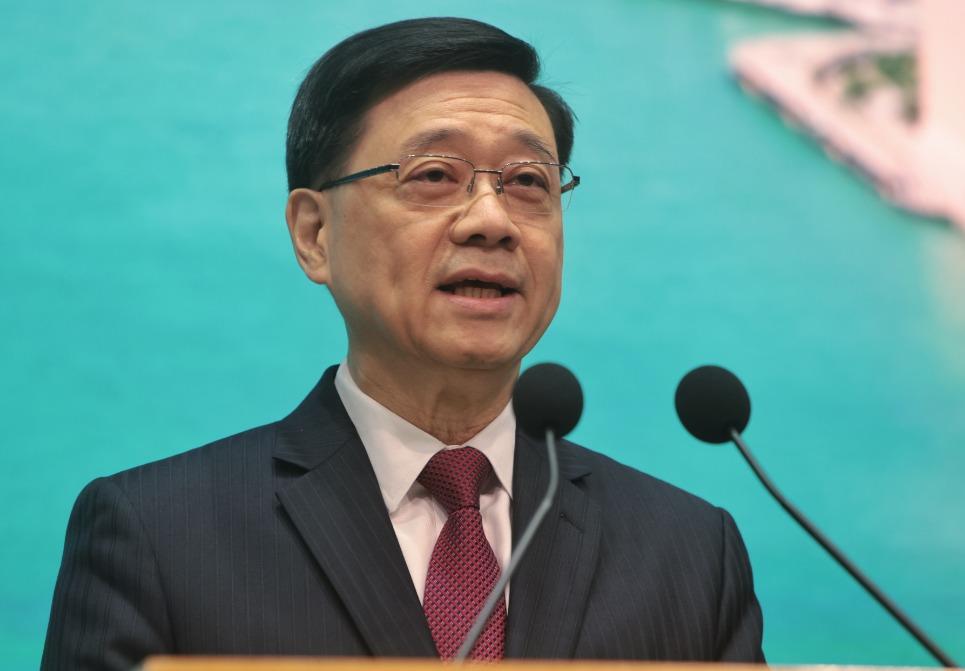 李家超指啟德體育園開幕時,會有多場演練。(中通社)