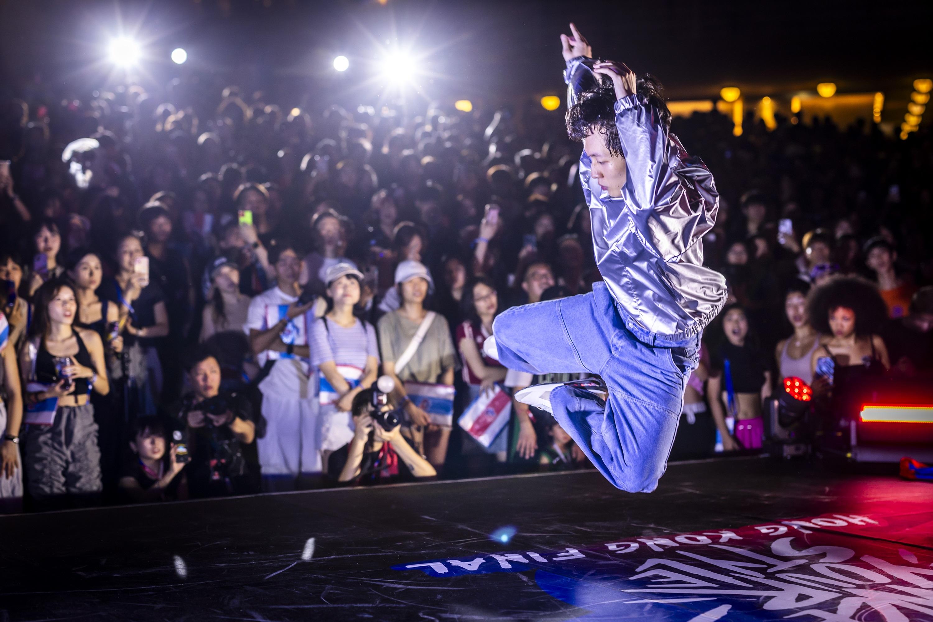 沉寂近兩年的「折骨Ben」出戰Red Bull Dance Your Style香港總決賽。