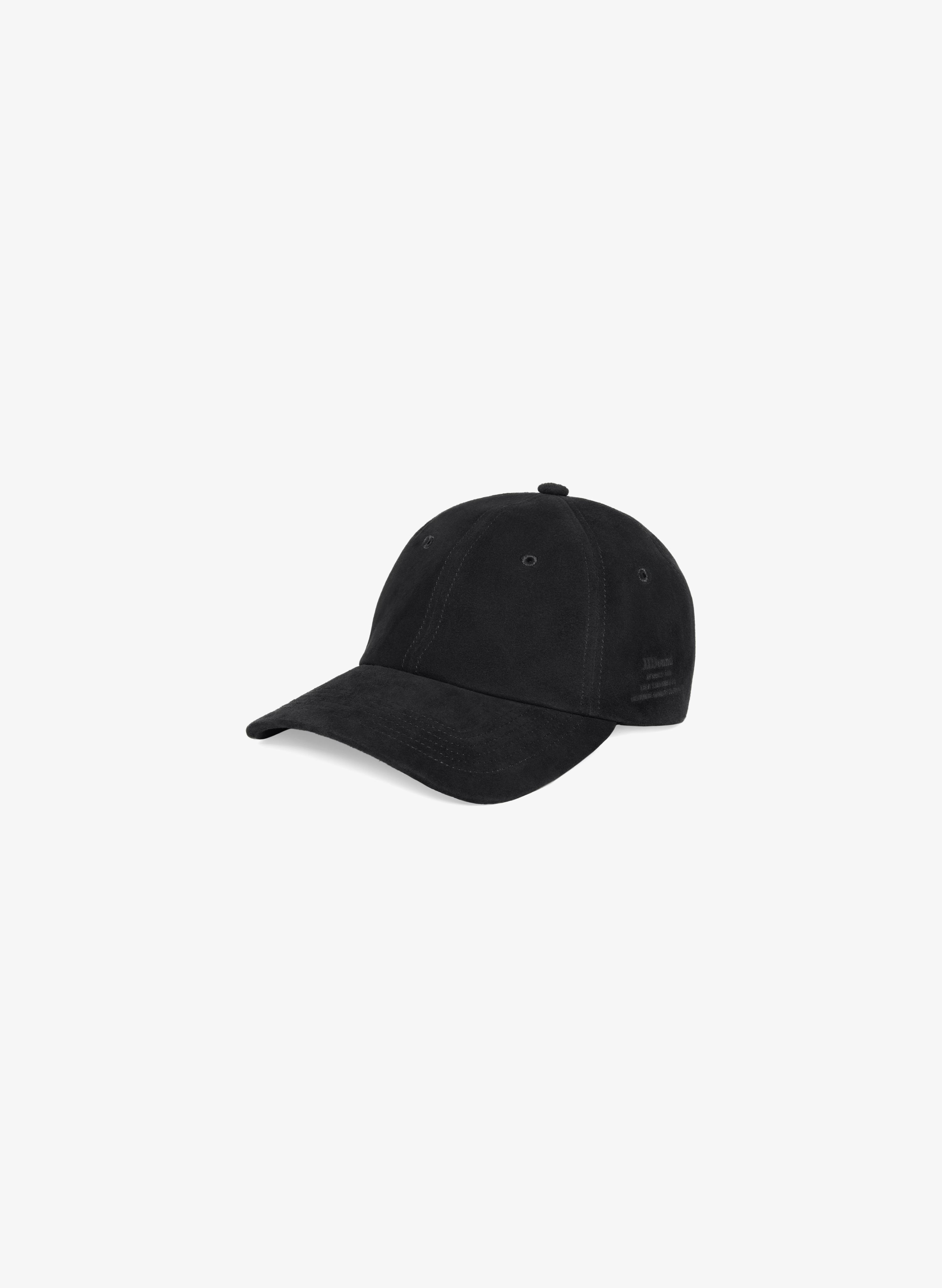 黑色麖皮cap $999