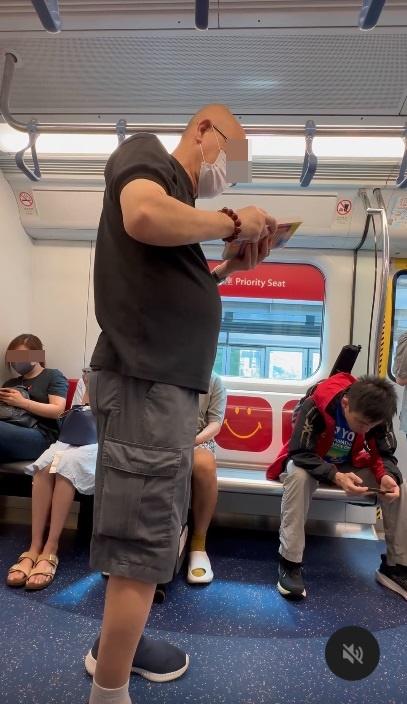 網上熱話|光頭男立刻關掉音樂。(網片截圖)