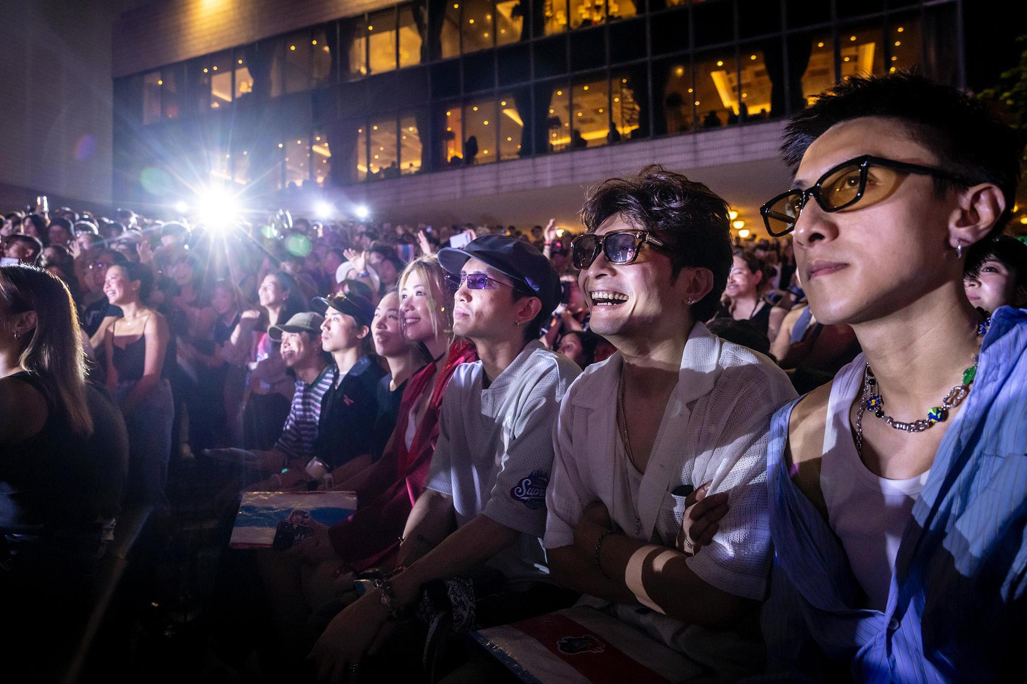 Red Bull Dance Your Style由現場的觀眾投票決定勝者,Lokman @ MIRROR、Dee @ ERROR等藝人亦有觀賽。