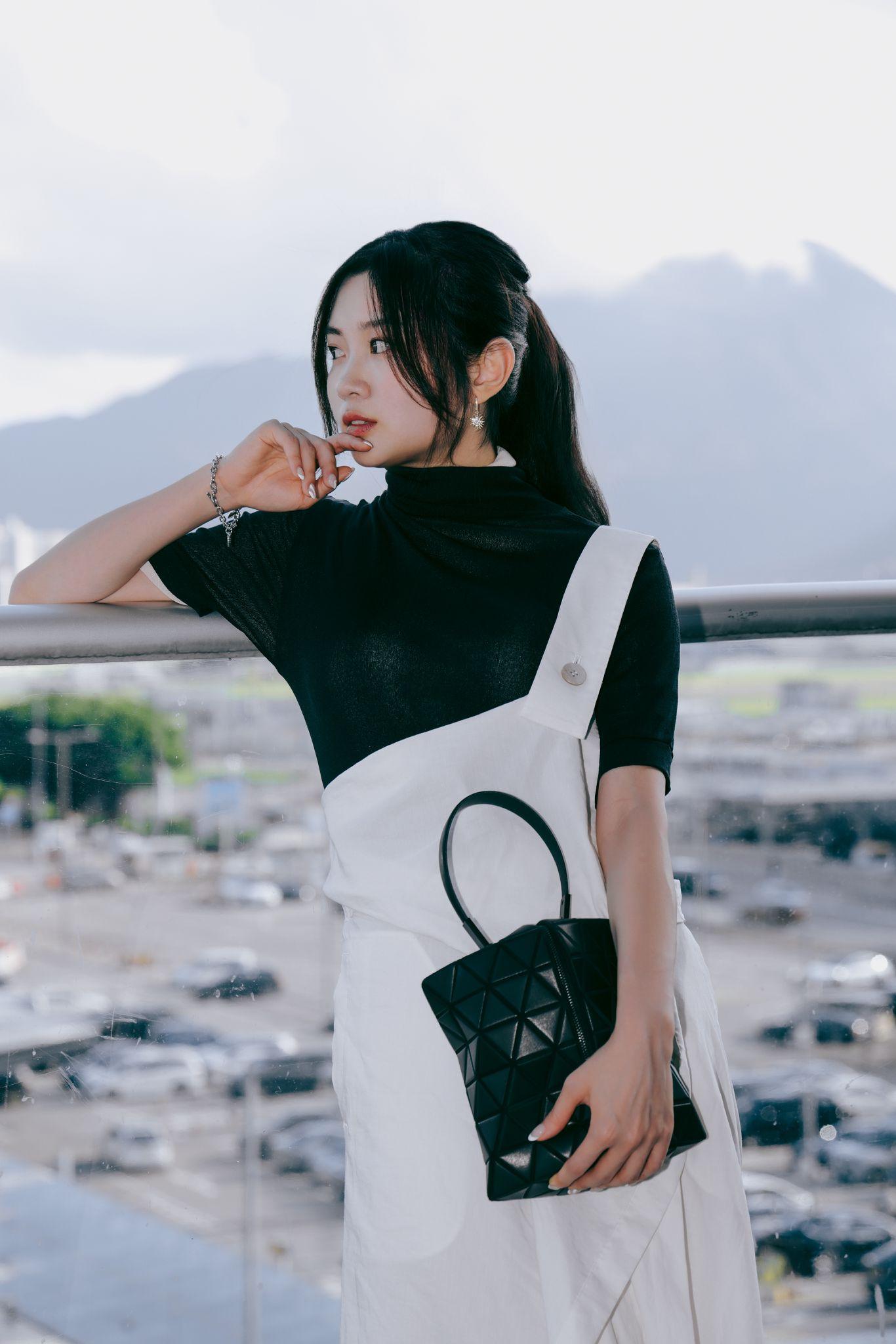 Candy比兩位隊友早一步於晚上7時出發。