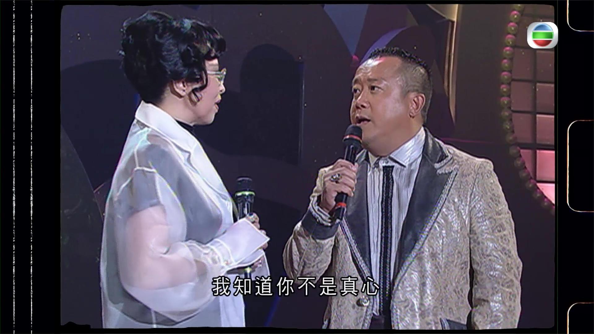 2006年香港小姐競選,狄娜一句KO曾志偉,搞到現場人士好興奮。