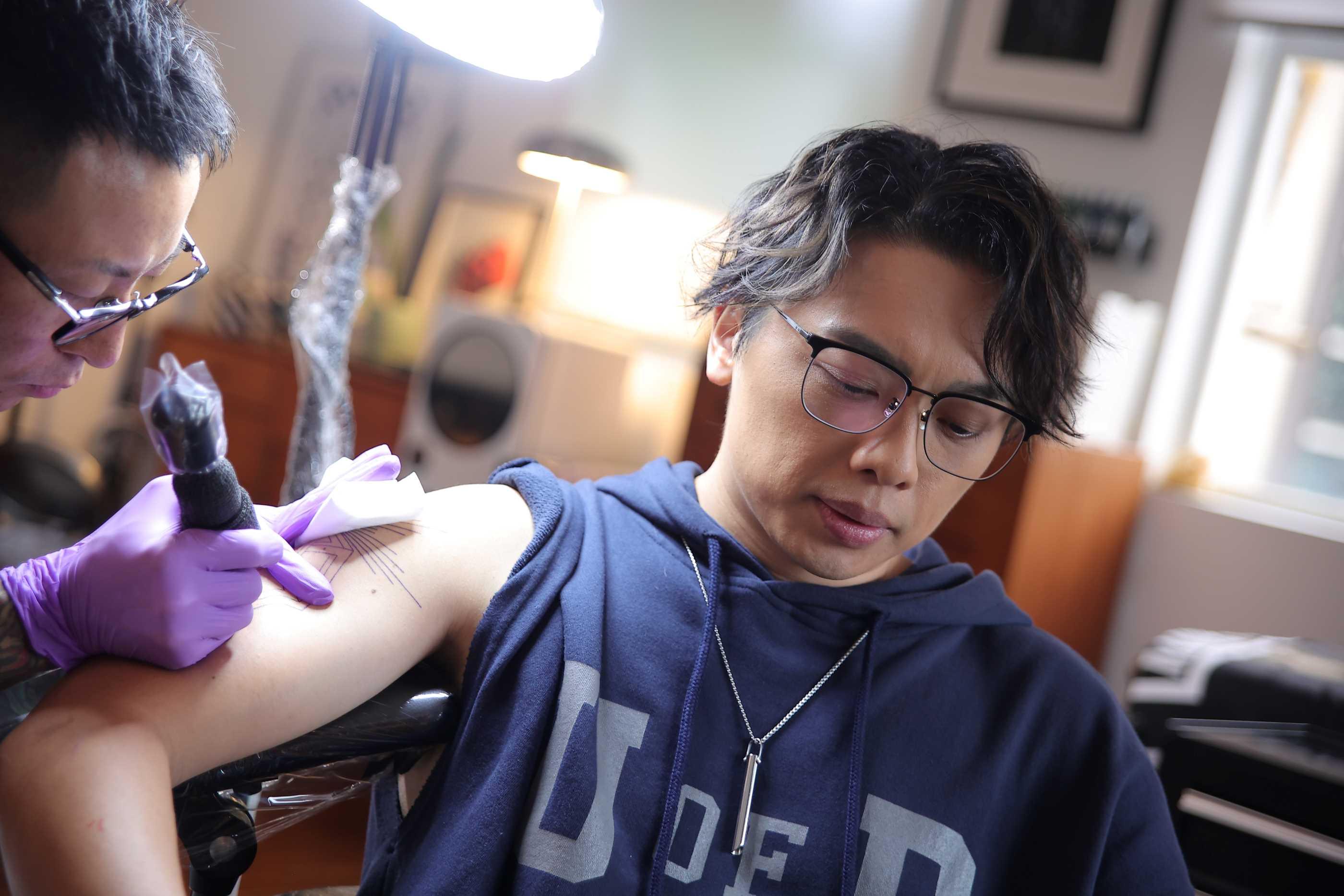 Nowhere Boys新歌MV扮鬧交爆笑料 主音Van為十月演唱會成功甩肉30磅