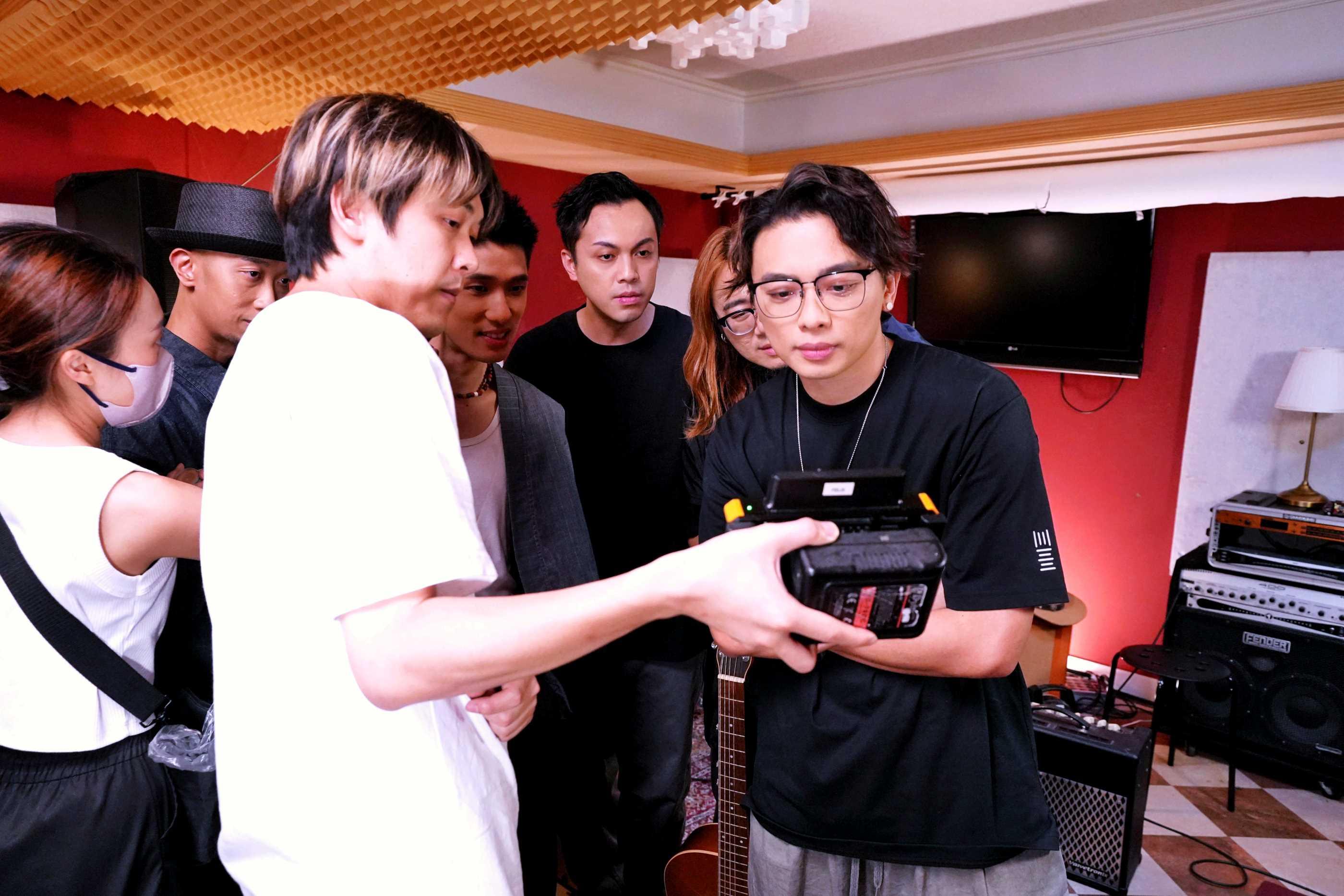 Nowhere Boys新歌MV扮鬧交爆笑料 主音Van為十月演唱會成功甩肉30磅