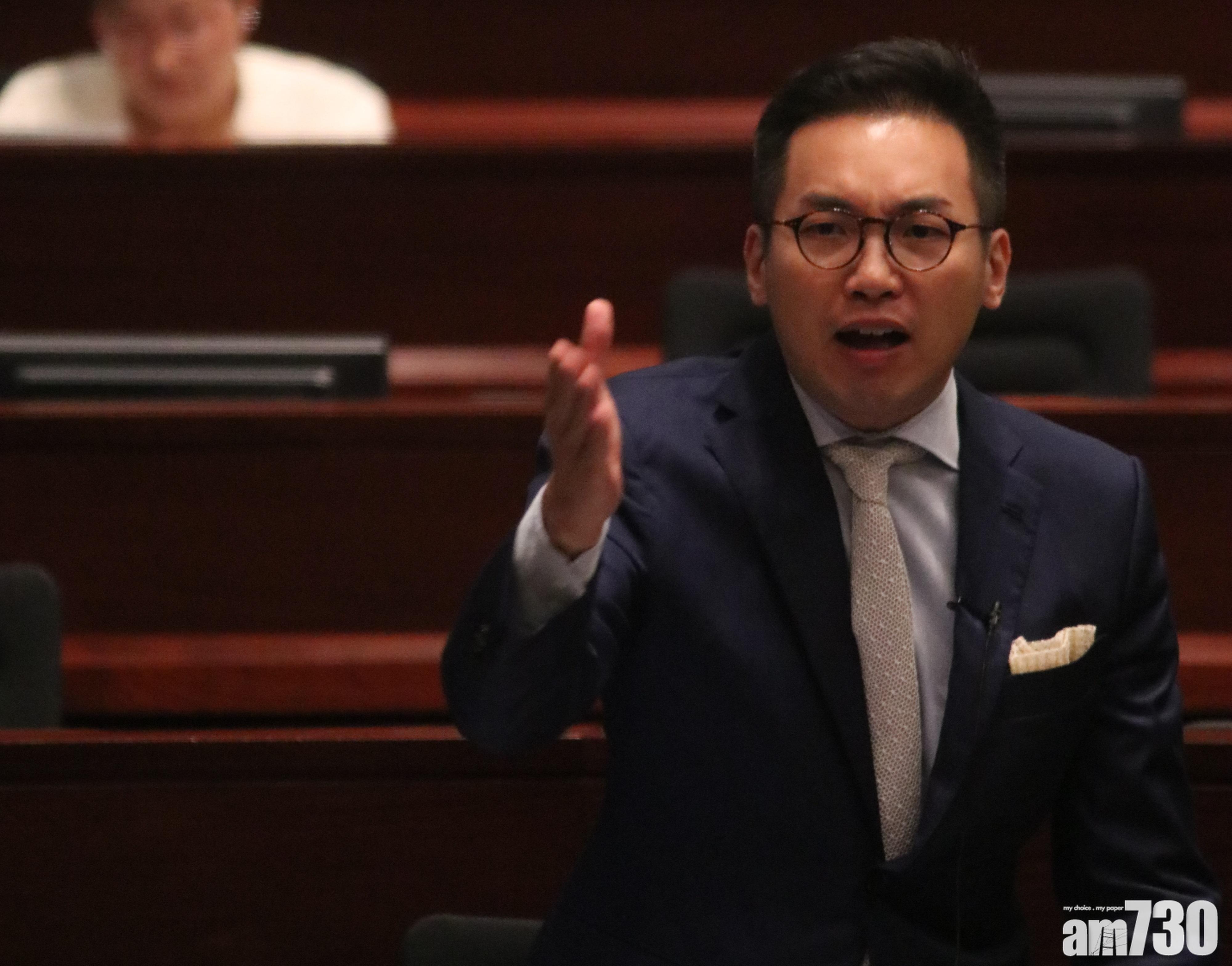 楊岳橋求情時讀出母親撰寫的求情信,指對於犯下本案感真誠後悔。(資料圖片)