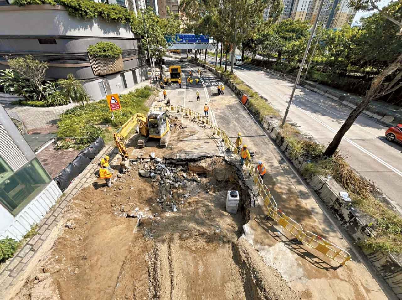 長沙灣爆水管路陷