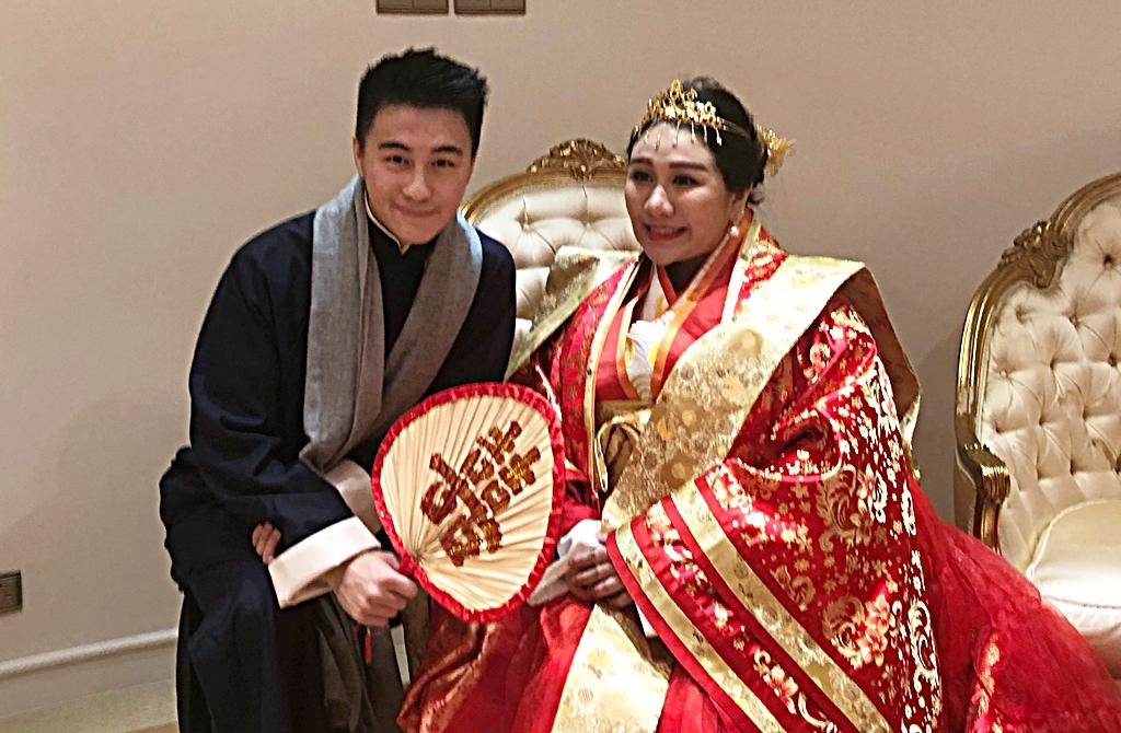 何超盈陀B時曾一度脹爆。