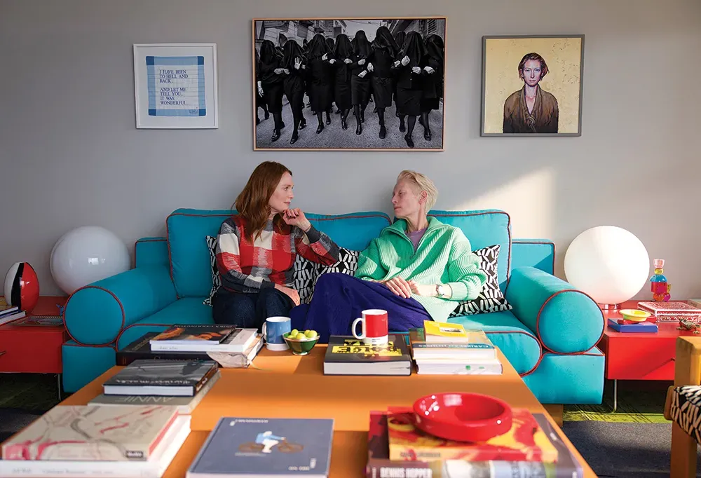 《The Room Next Door》探討友情與死亡。