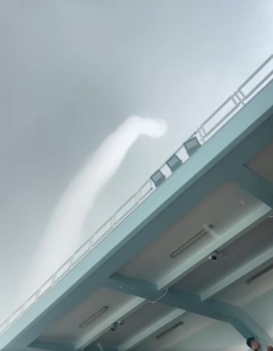 (fb「香港突發事故報料區」圖片)